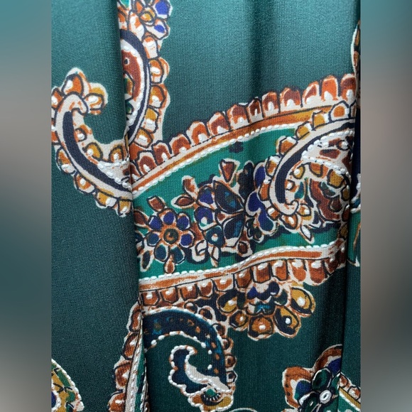Robbie Bee Woman’s Wrap Dress Size PS Green Paisley Textured 3/4 Sleeves NWT - Picture 7 of 7